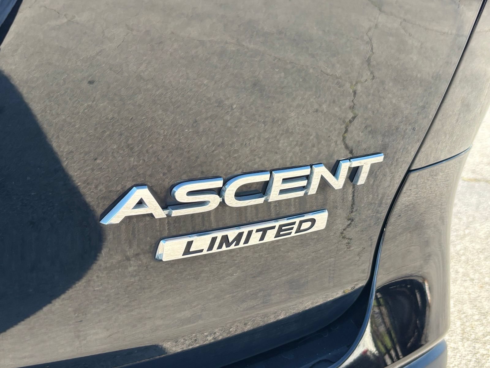 Used 2022 Subaru Ascent Limited AWD/4WD image 11