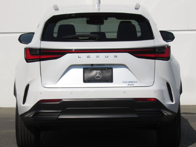 Used 2022 Lexus NX 350h AWD w/ Vision Package image 8