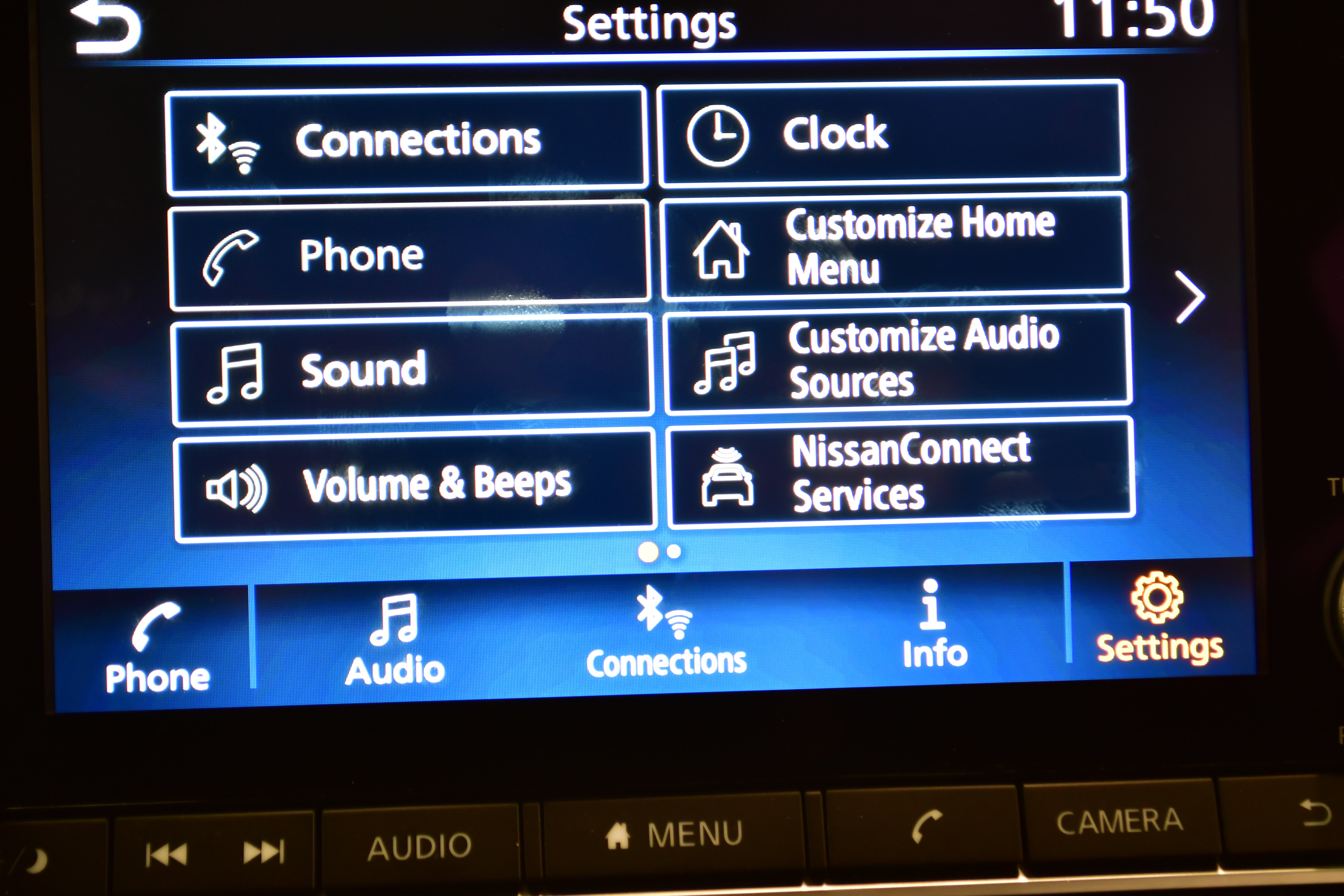 Used 2025 Nissan Sentra SV FWD image 25