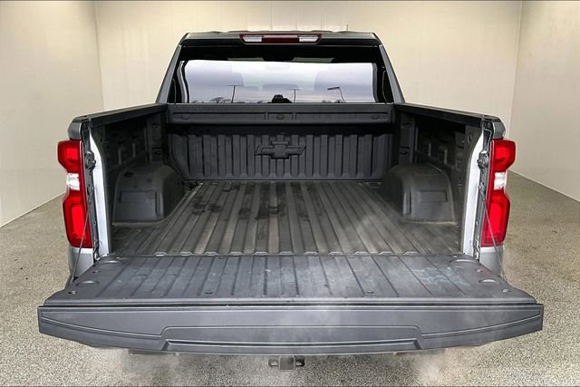 Used 2021 Chevrolet Silverado 1500 LT Trail Boss w/ Bed Protection Package image 7