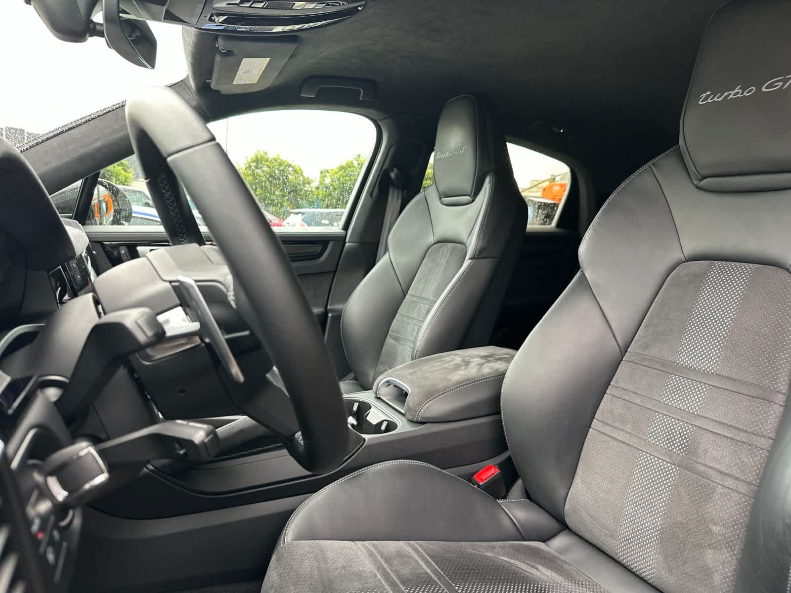 Certified 2022 Porsche Cayenne Turbo GT AWD/4WD image 5