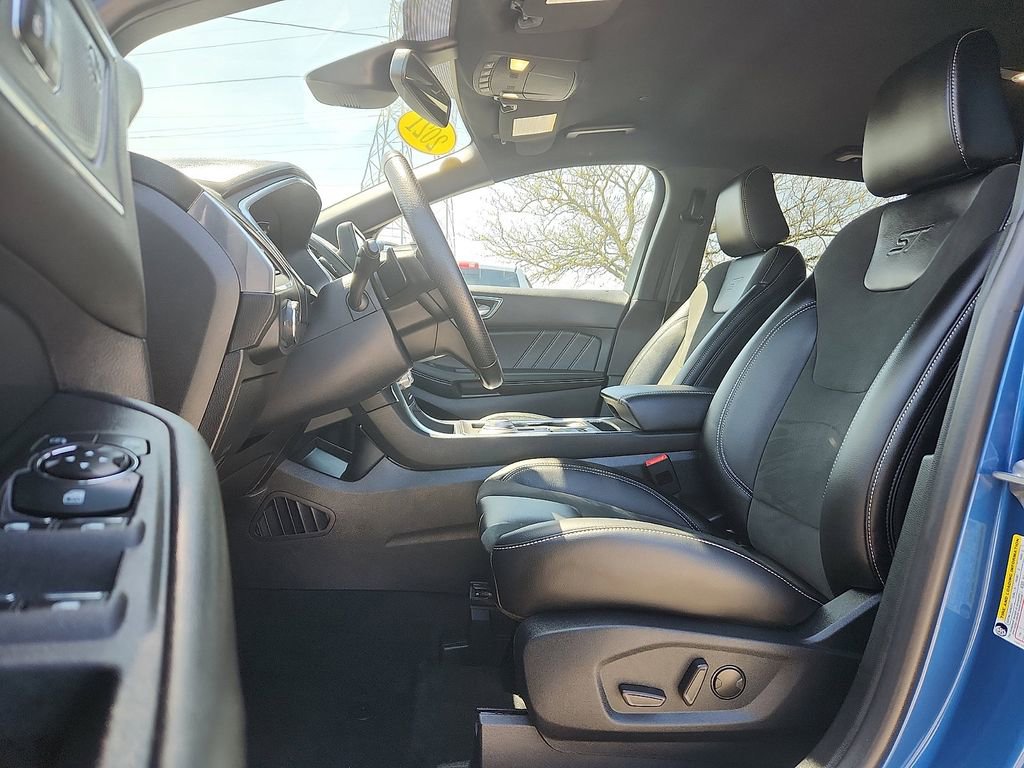 Used 2021 Ford Edge ST image 8
