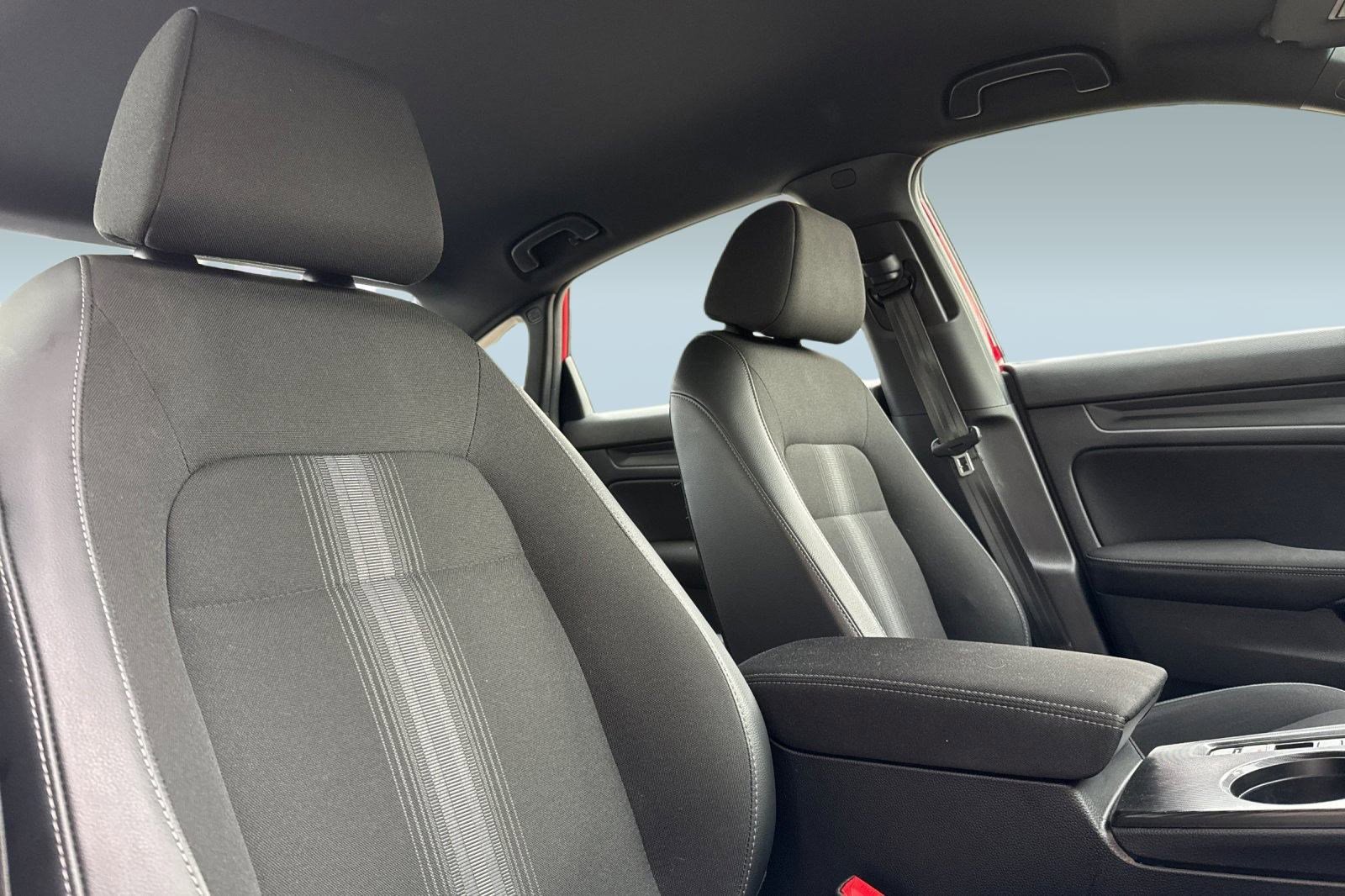 Certified 2025 Honda Civic Sport image 30