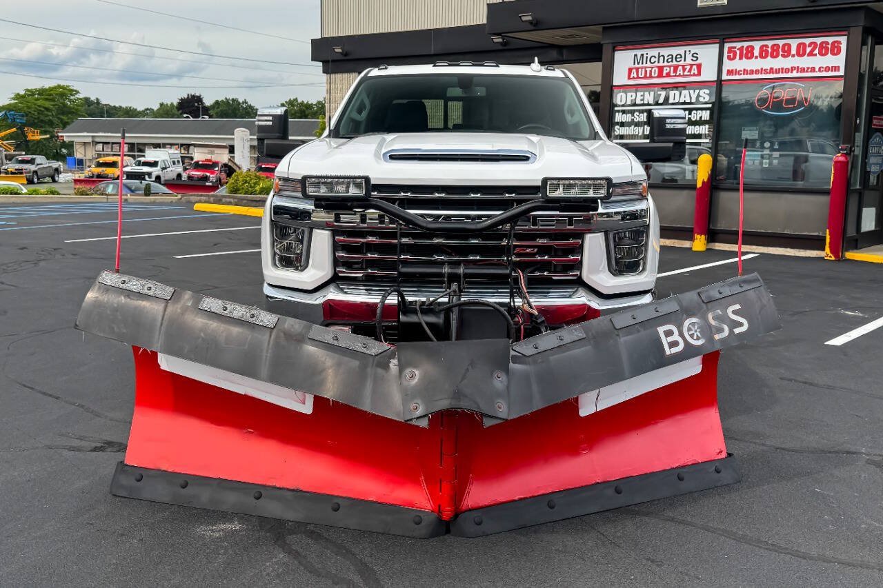 Used 2020 Chevrolet Silverado 2500 LTZ w/ LTZ Convenience Package AWD/4WD image 9