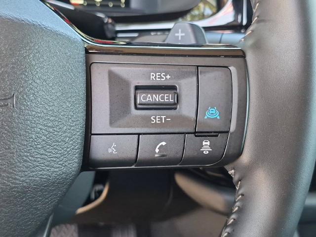 Certified 2026 Nissan Pathfinder SL FWD image 26