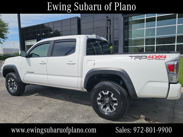 Used 2018 Toyota Tacoma SR5 AWD/4WD image 3