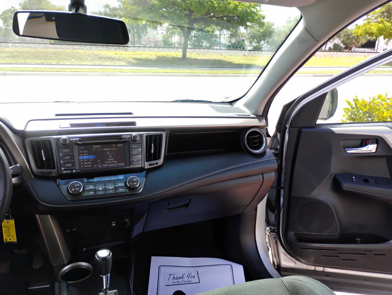 Used 2014 Toyota RAV4 XLE AWD/4WD image 29