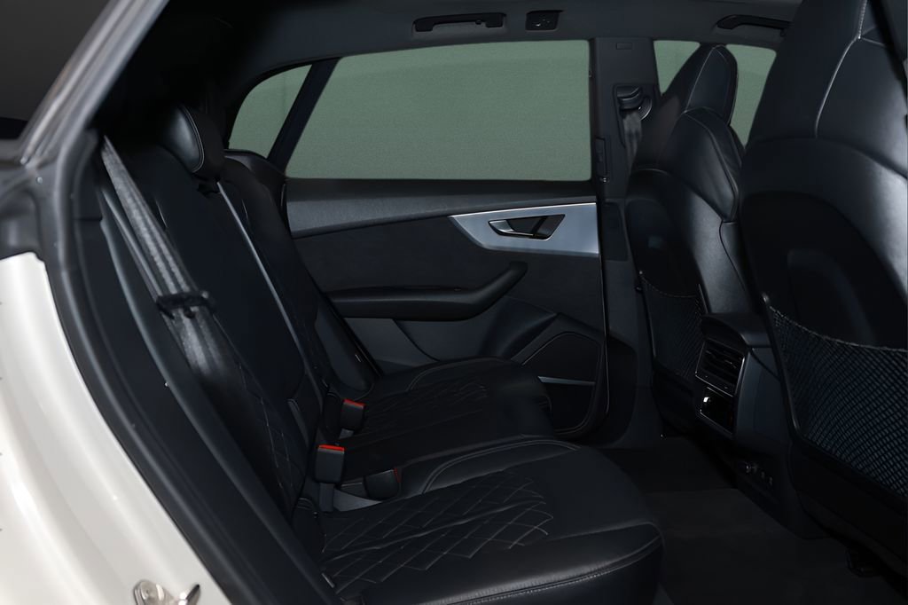 Used 2021 Audi SQ8 Premium Plus w/ SQ8 Black Optic Package image 14