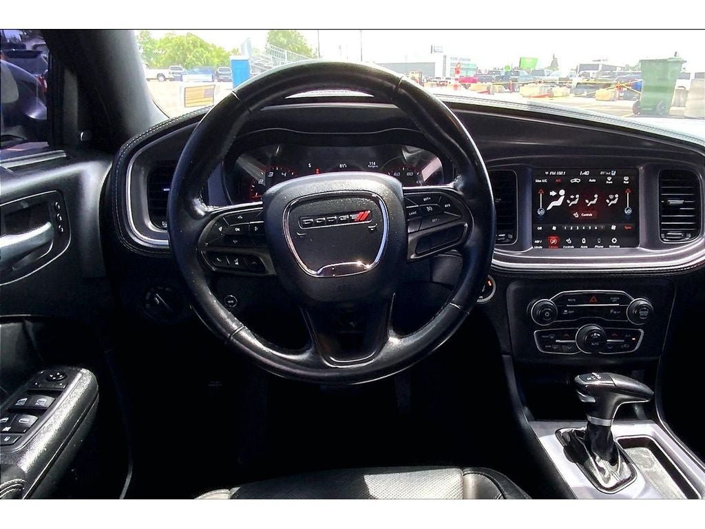 Used 2020 Dodge Charger SXT w/ Plus Group RWD image 5