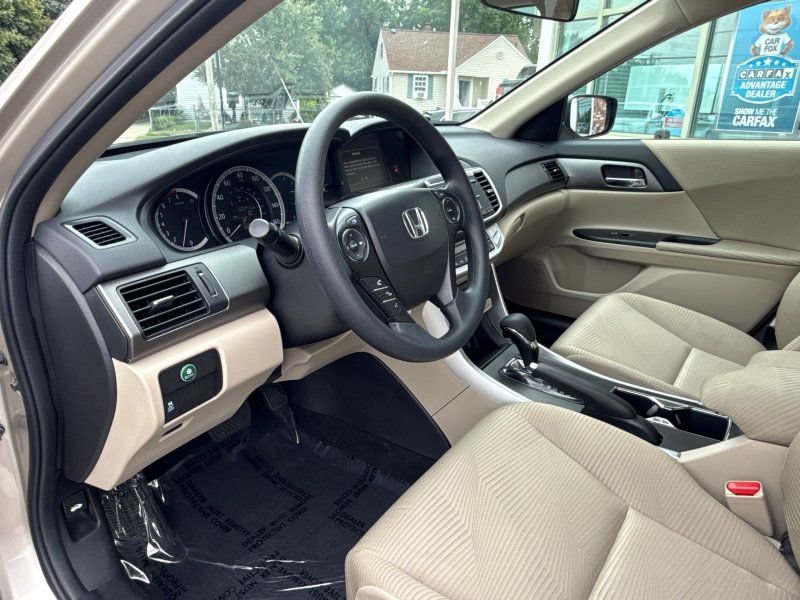 Used 2014 Honda Accord LX image 10