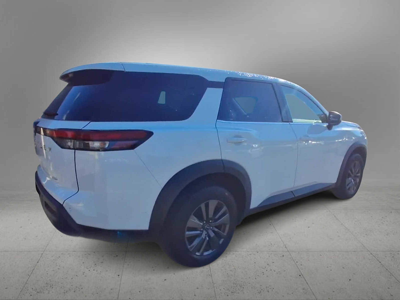 Used 2022 Nissan Pathfinder S w/ Cargo Package image 8