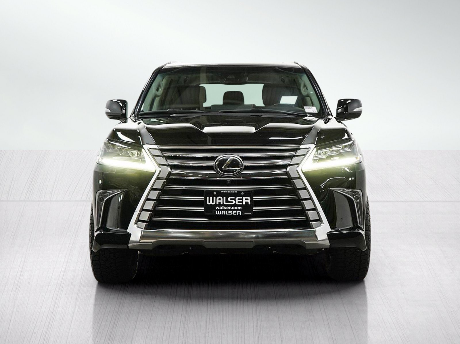 Used 2018 Lexus LX 570 4WD image 11