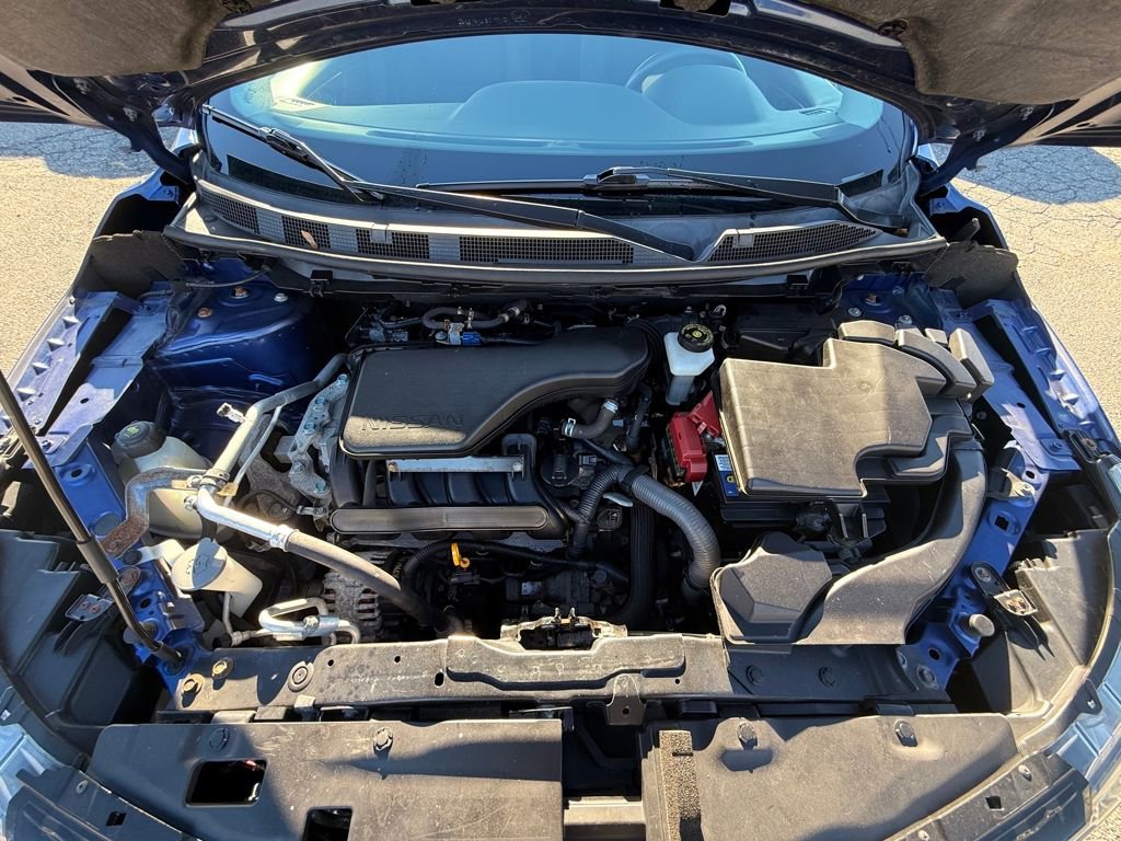 Used 2018 Nissan Rogue Sport S image 12