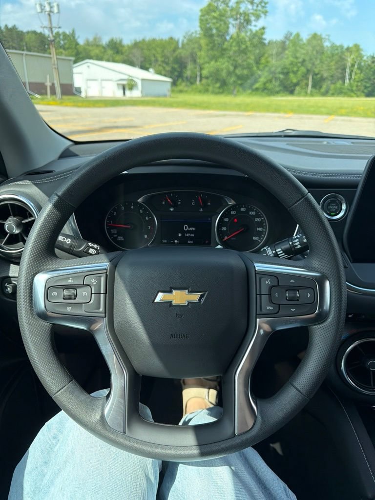 New 2026 Chevrolet Blazer LT w/ Convenience Package AWD/4WD image 12
