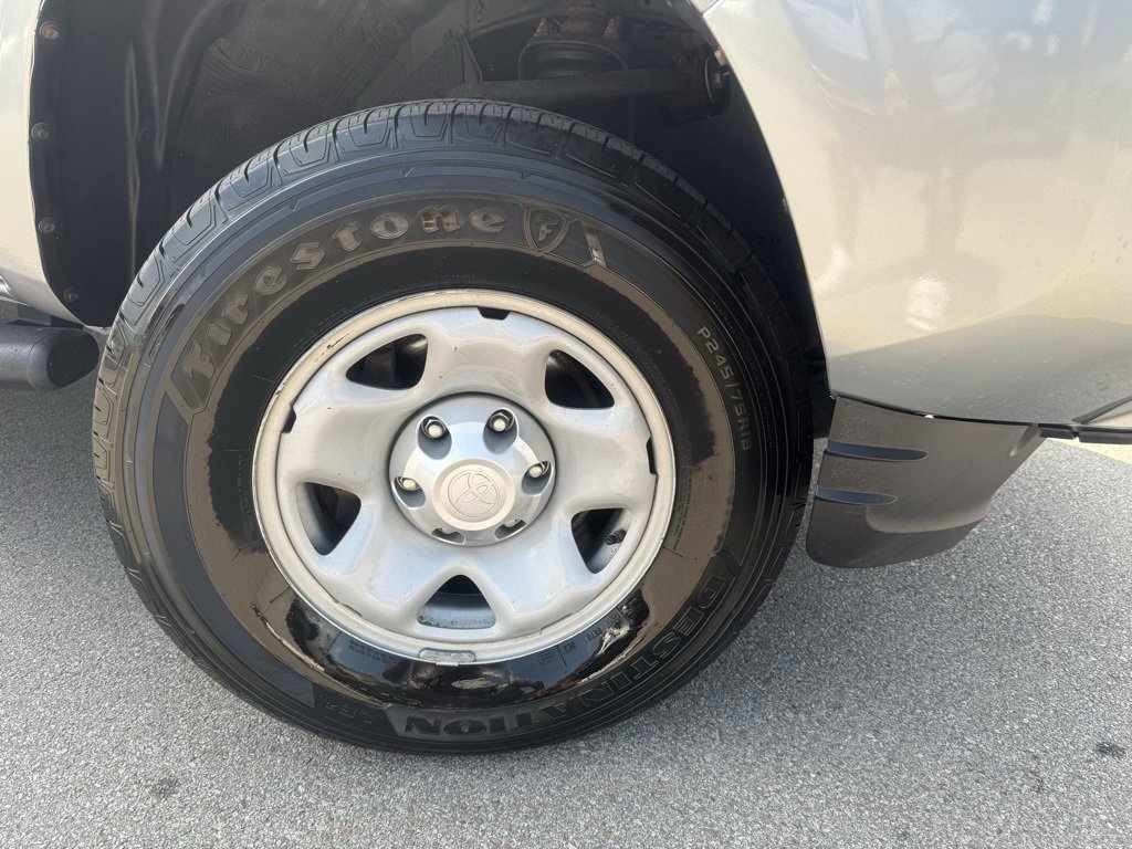 Used 2019 Toyota Tacoma SR image 12