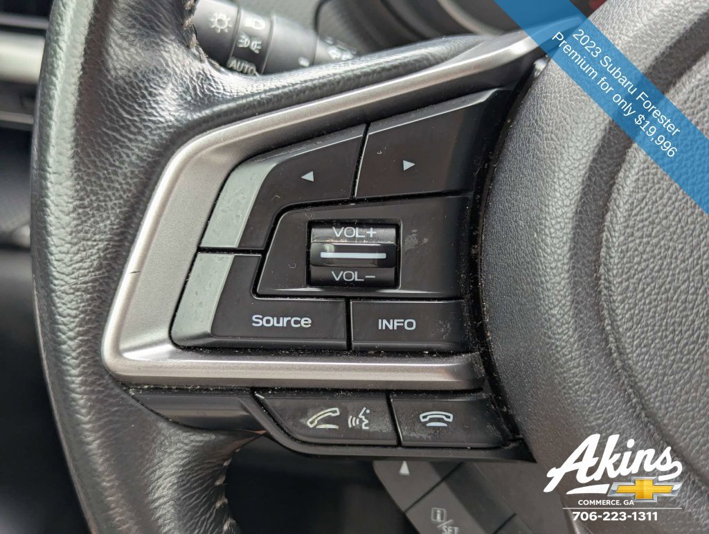 Used 2023 Subaru Forester Premium AWD/4WD image 26