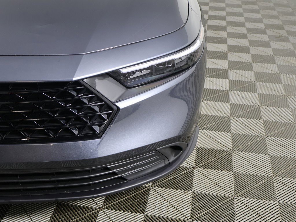 Certified 2025 Honda Accord LX image 11