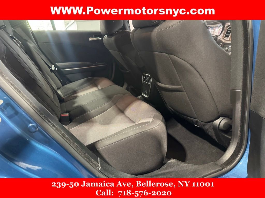 Used 2022 Dodge Charger SXT RWD image 20