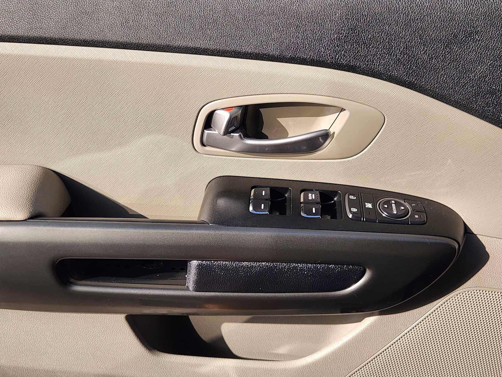 Used 2020 Kia Sedona EX FWD image 21