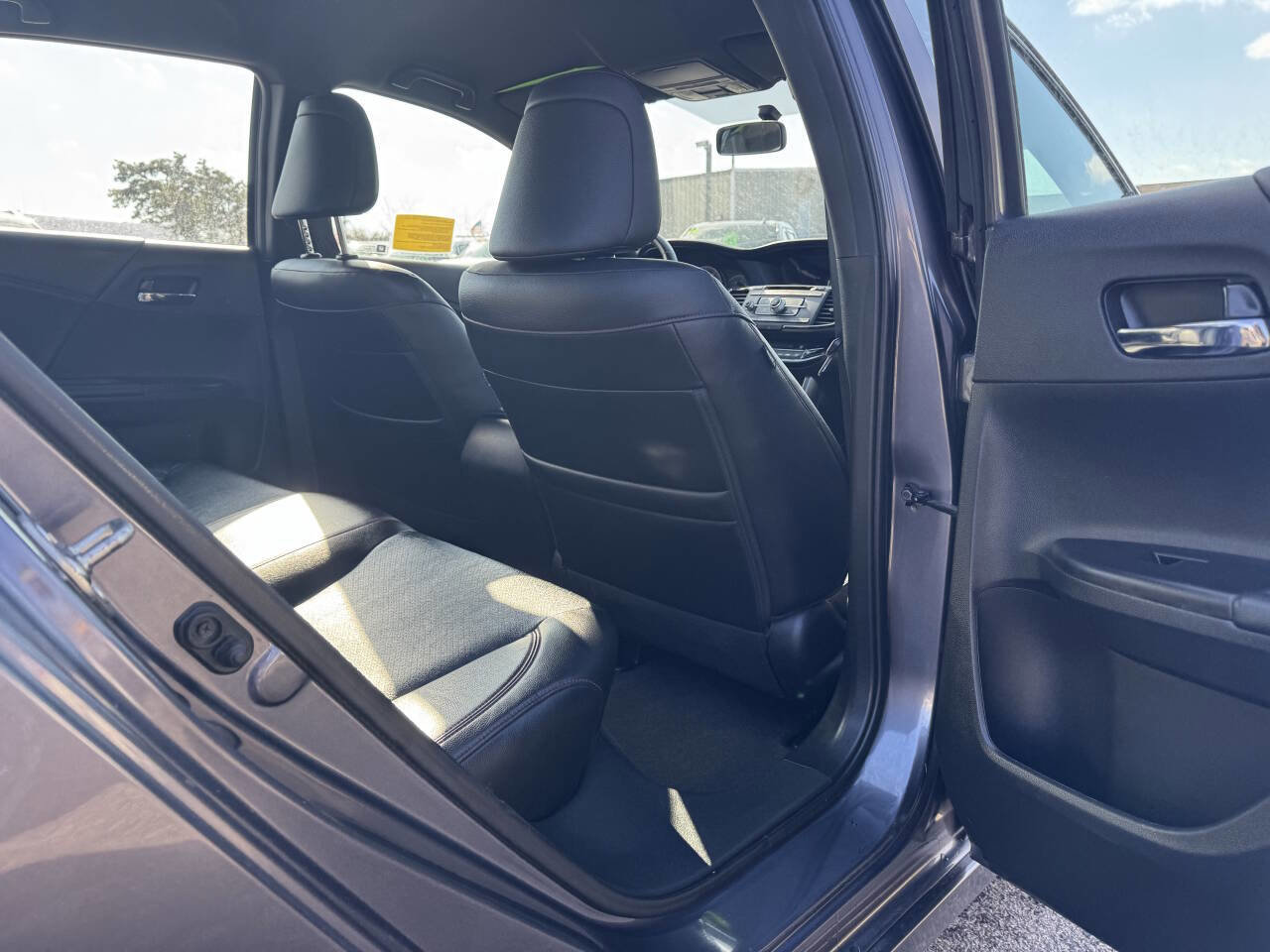 Used 2017 Honda Accord Sport Special Edition image 31