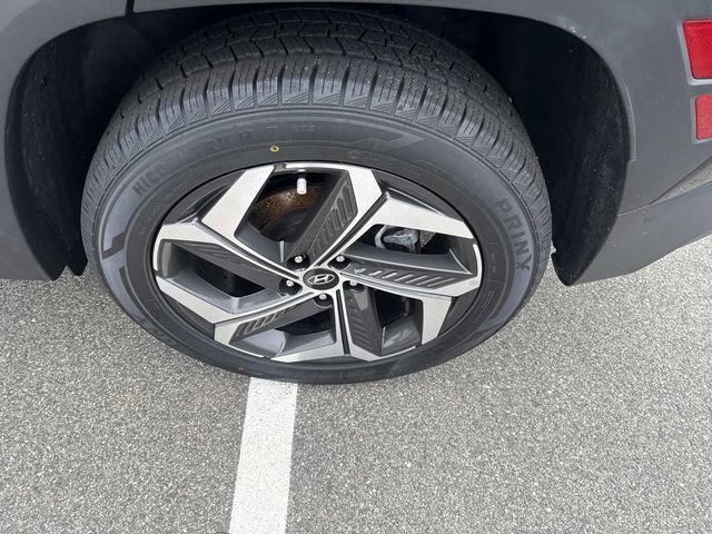 Used 2022 Hyundai Tucson Limited image 17