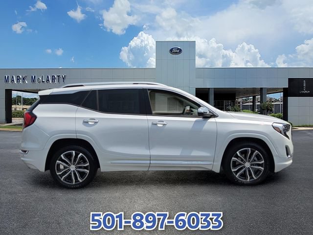 Used 2020 GMC Terrain Denali w/ Denali Premium Package FWD image 6