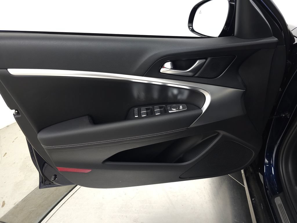 New 2026 Genesis G70 2.5T AWD/4WD image 9