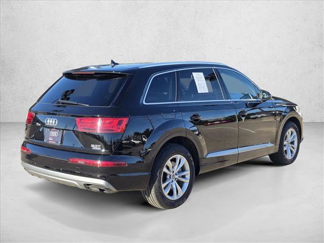 Used 2017 Audi Q7 3.0T Premium image 5