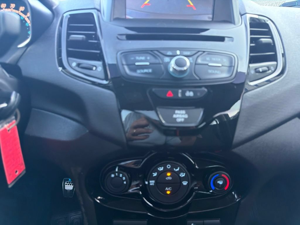 Used 2019 Ford Fiesta ST-Line FWD image 17