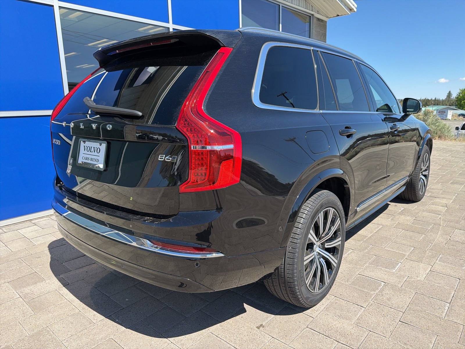 Used 2025 Volvo XC90 B6 Plus AWD/4WD image 7