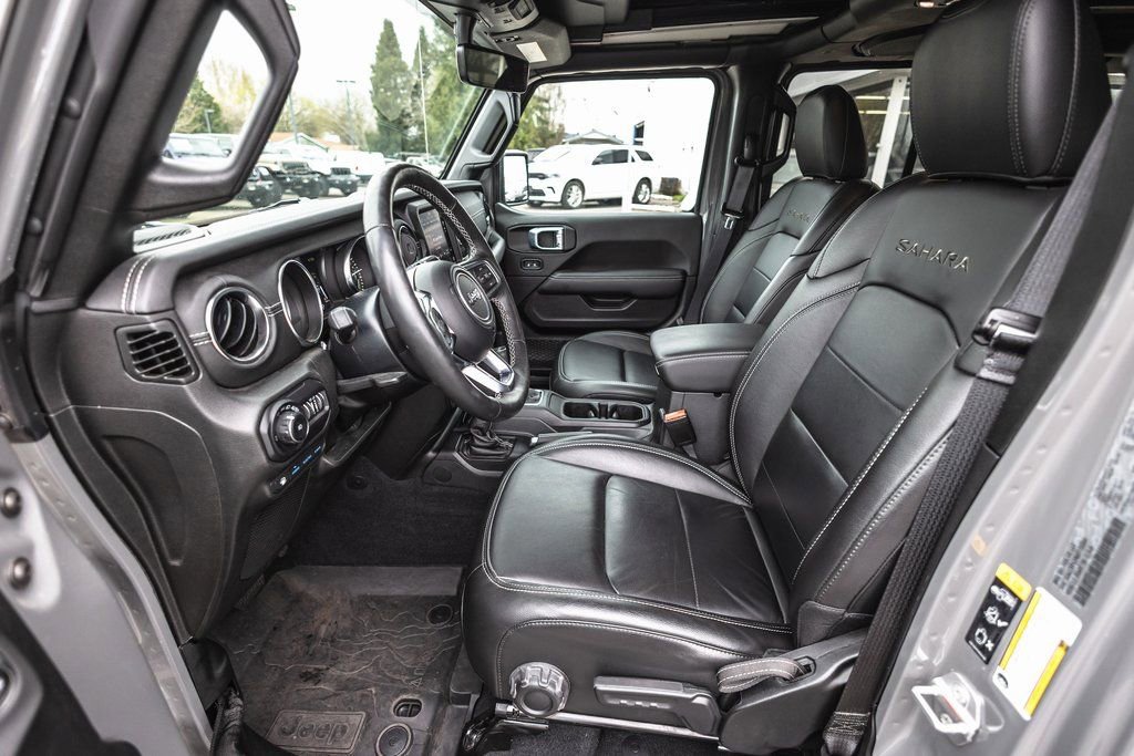 Used 2022 Jeep Wrangler Unlimited Sahara w/ Cold Weather Group image 21