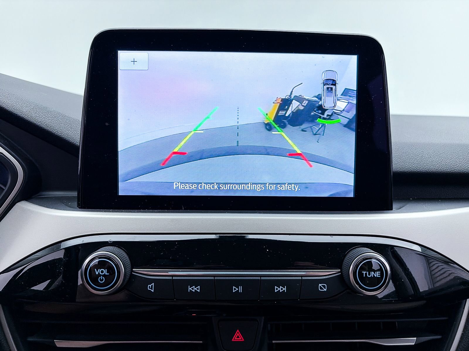 Used 2021 Ford Escape SEL image 4