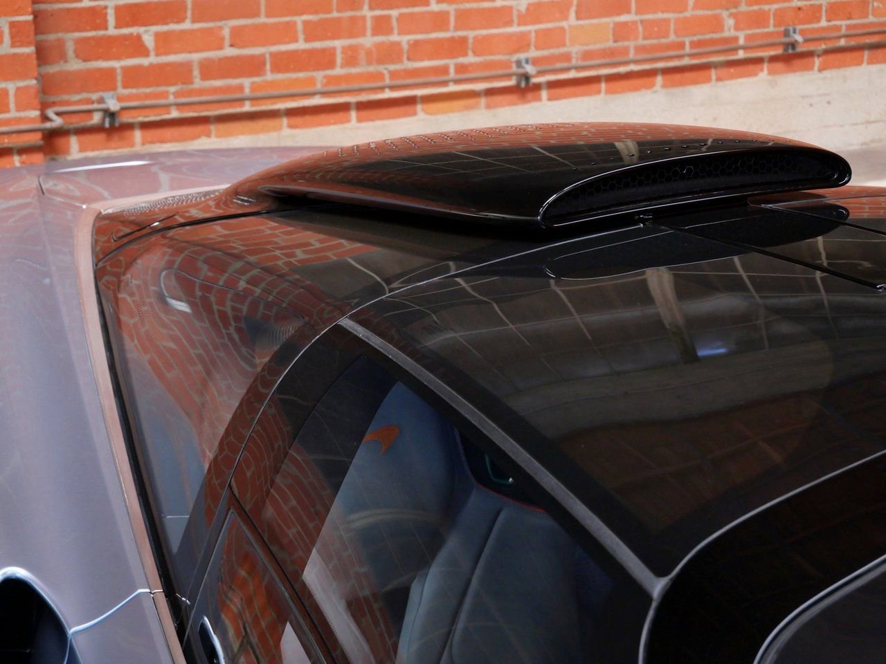 Used 2020 McLaren Speedtail RWD image 33