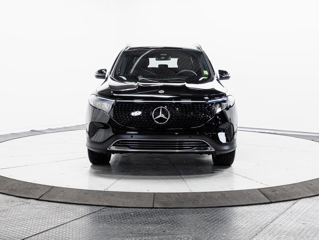 Used 2024 Mercedes-Benz EQB 350 4MATIC SUV image 2