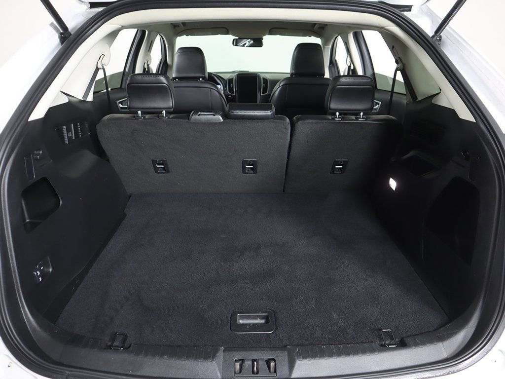 Used 2024 Ford Edge SEL image 19