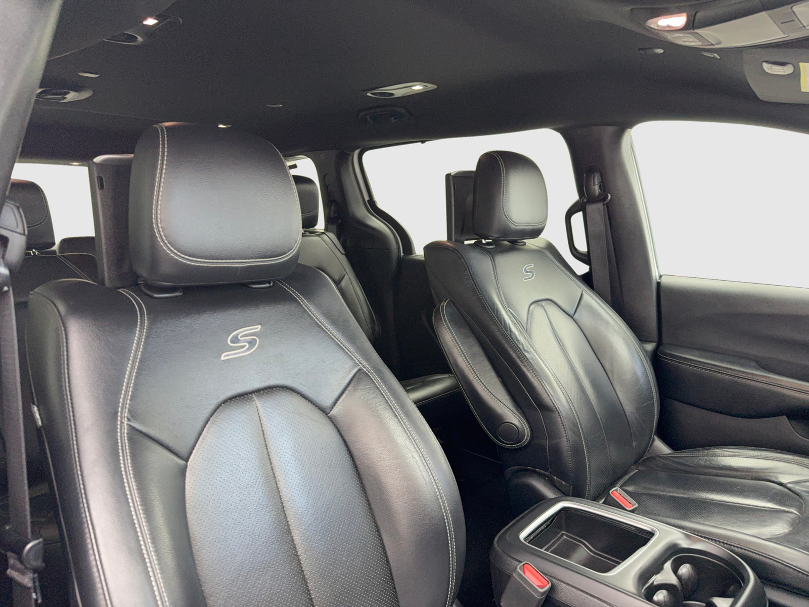 Used 2019 Chrysler Pacifica Touring-L Plus w/ S Appearance Package FWD image 41