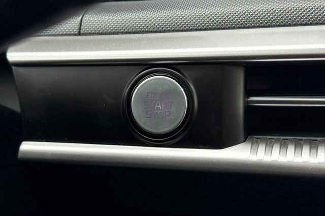 Used 2024 Kia K5 GT-Line image 28