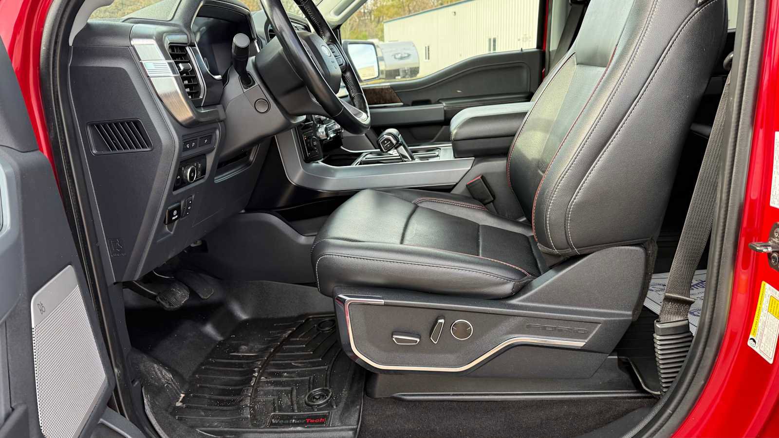 Used 2023 Ford F150 Lariat w/ Equipment Group 502A High image 7