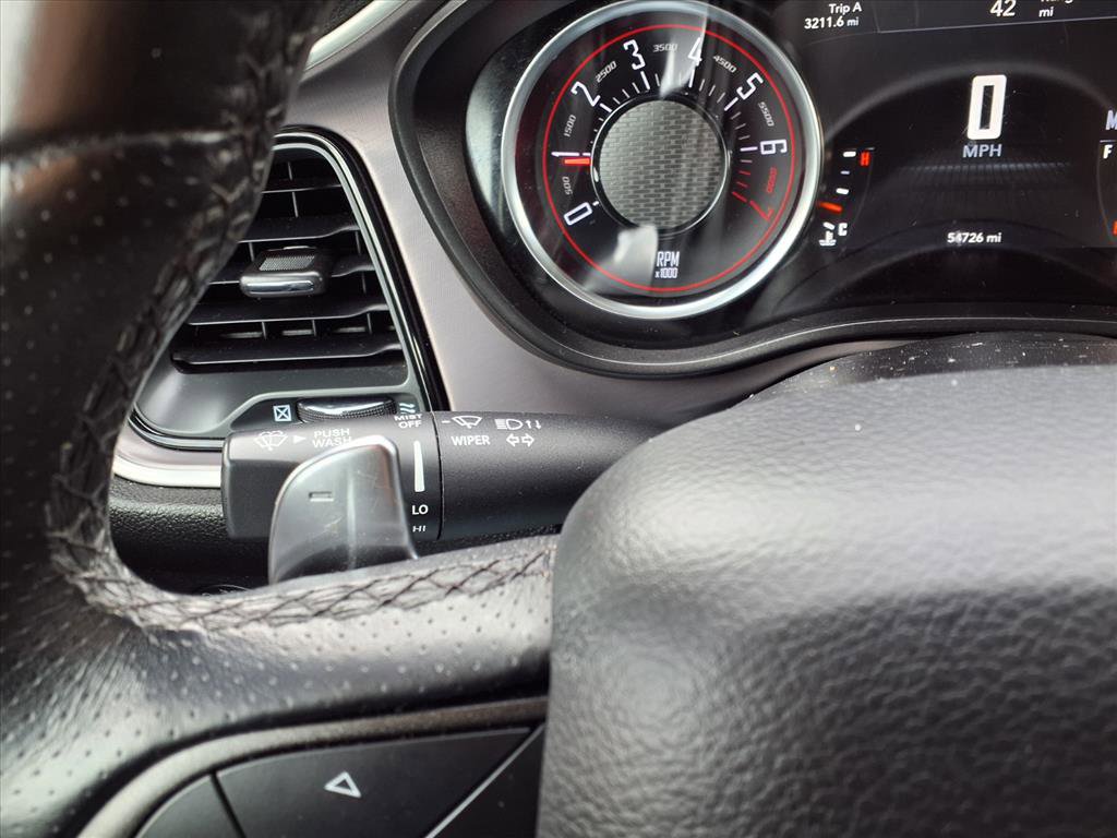 Used 2022 Dodge Challenger GT RWD image 12
