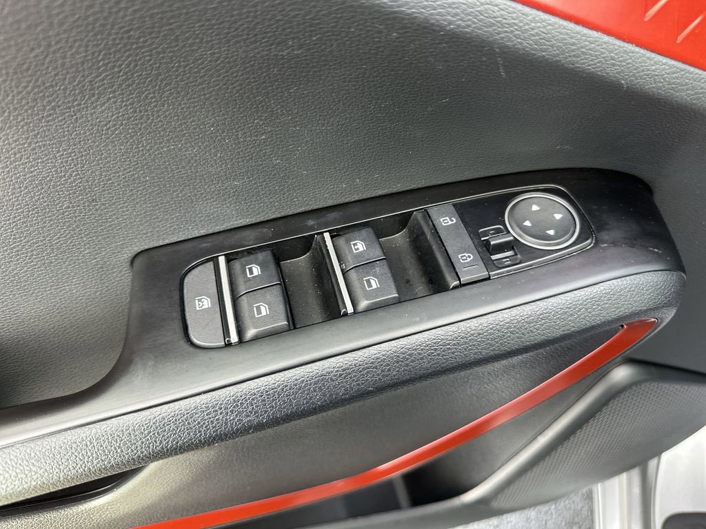 Certified 2025 Kia Soul GT-Line image 13