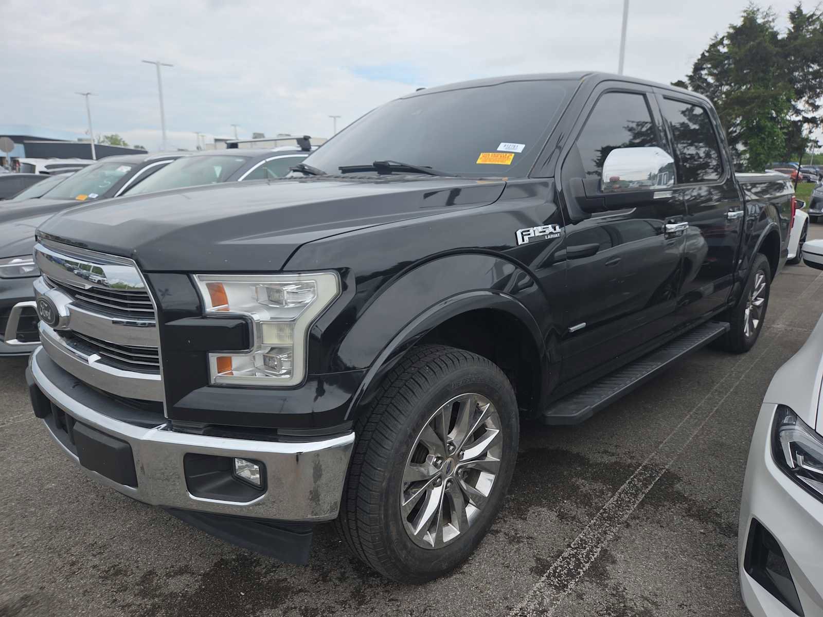 Used 2017 Ford F150 Lariat w/ Equipment Group 502A Luxury RWD image 9