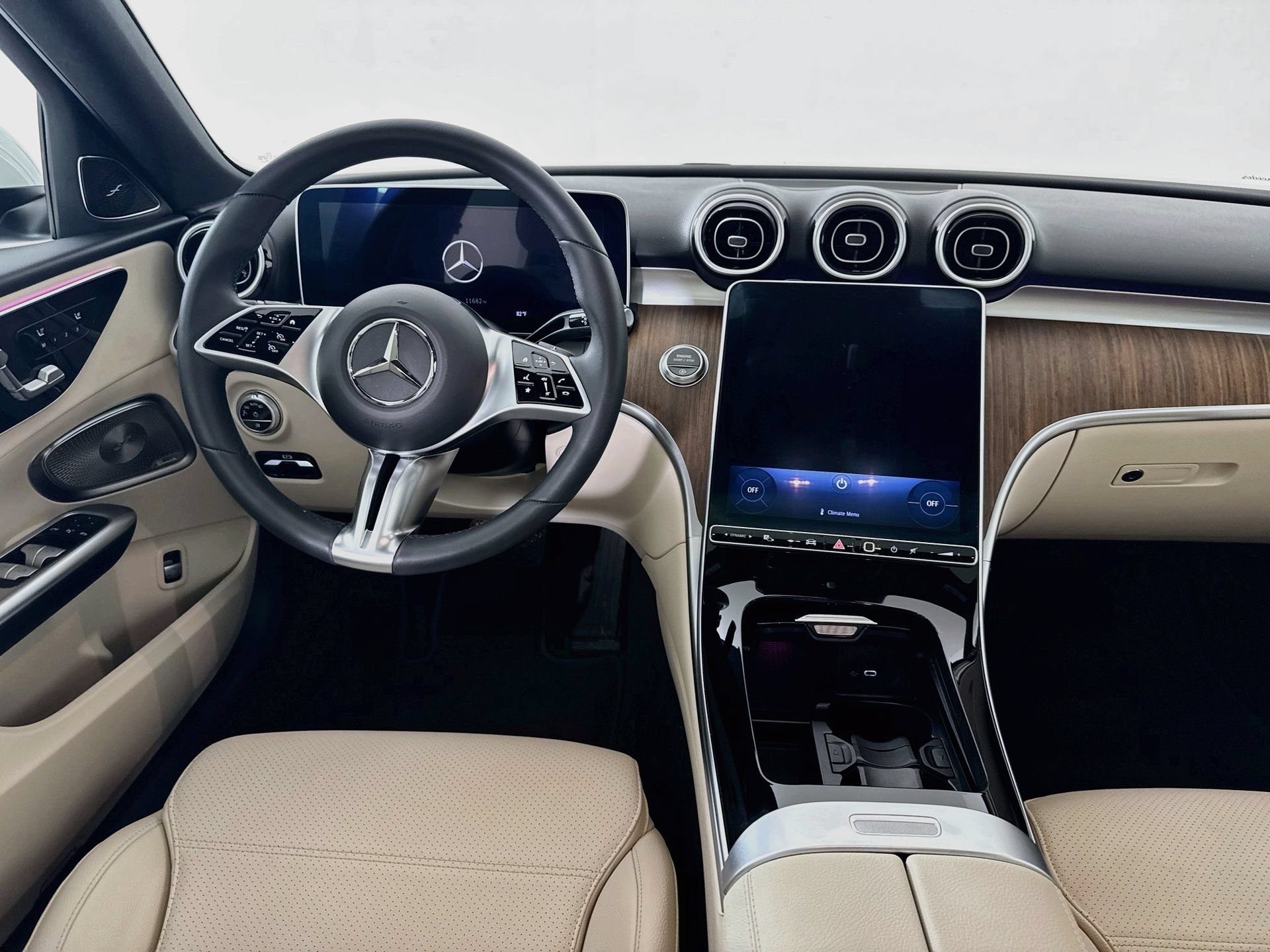 Used 2023 Mercedes-Benz C 300 Sedan image 24