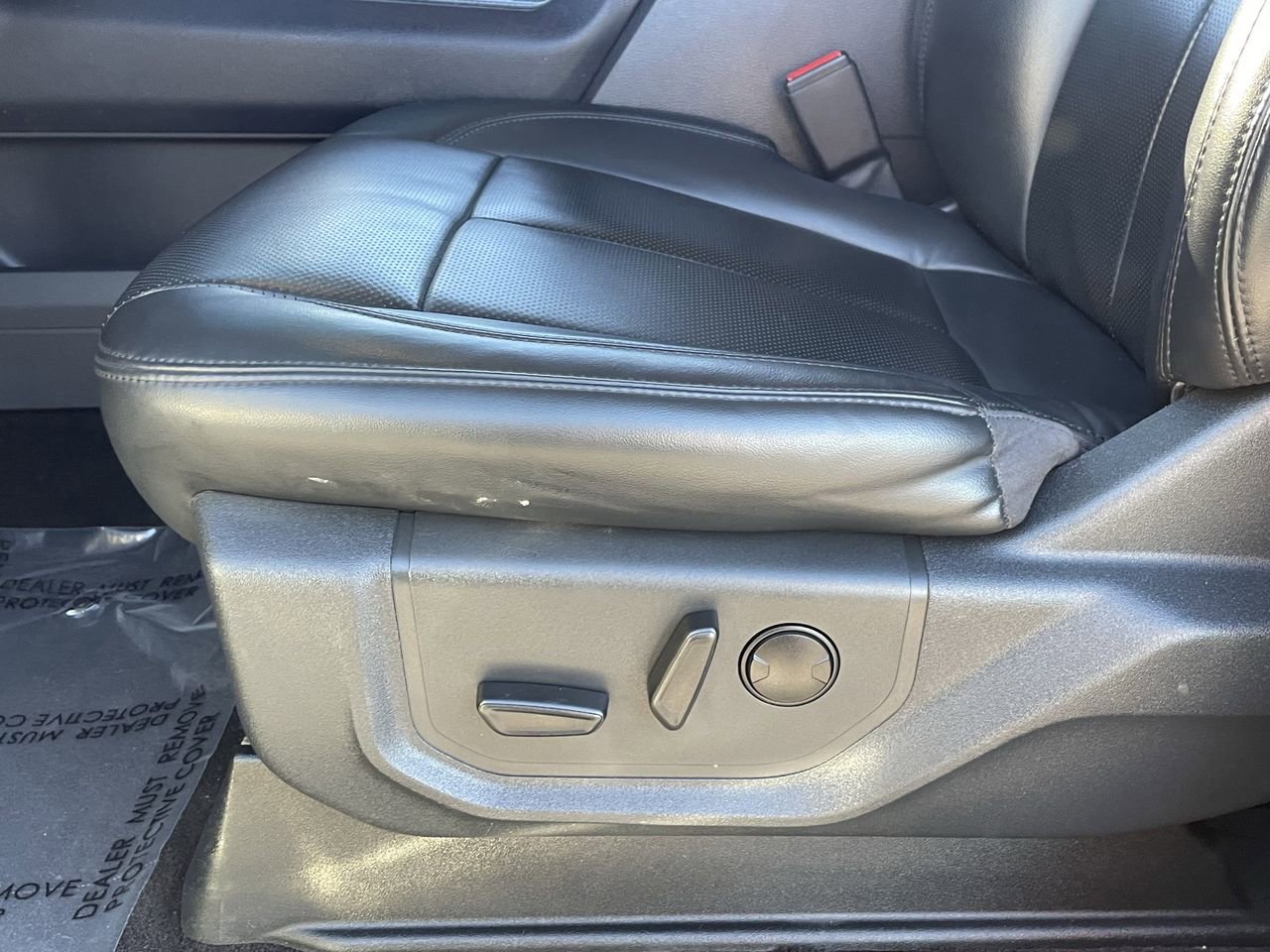 Used 2022 Ford Expedition XLT image 24