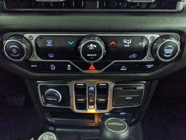 Used 2025 Jeep Gladiator Sport image 10