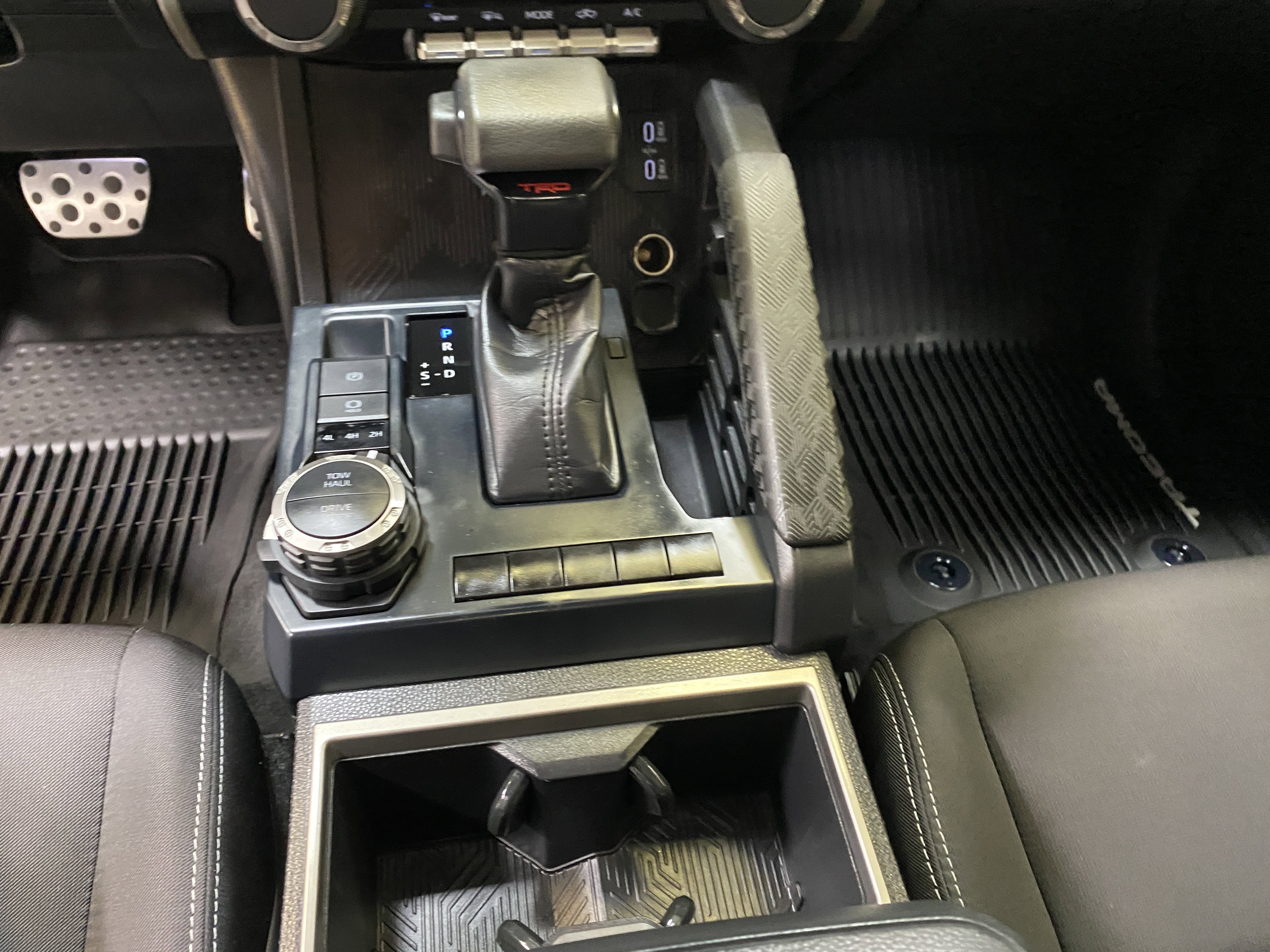 Used 2025 Toyota Tacoma TRD Sport image 44
