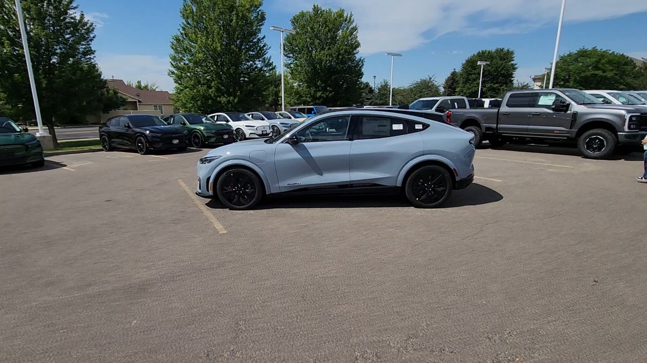 New 2025 Ford Mustang Mach-E GT image 2
