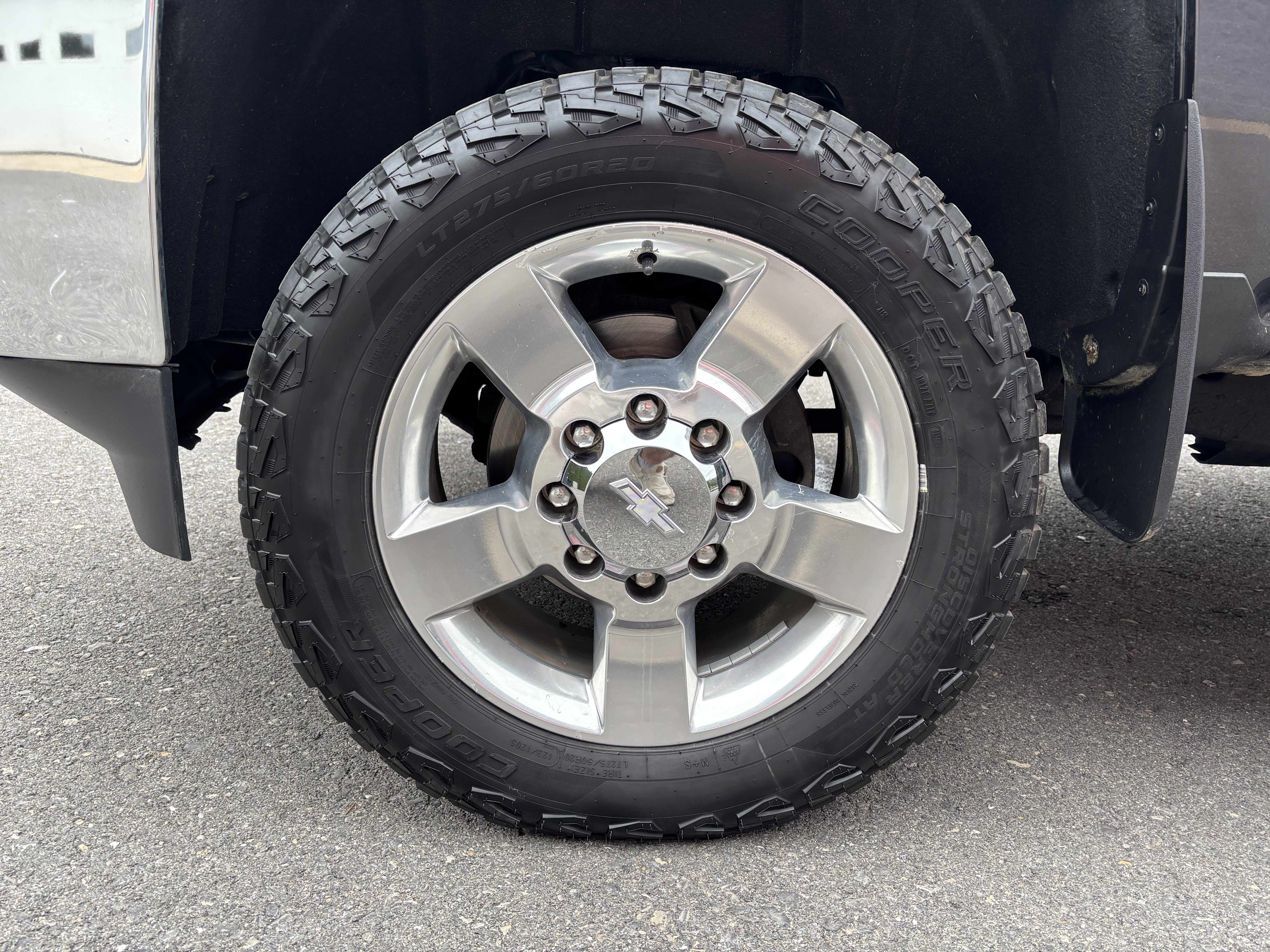 Used 2016 Chevrolet Silverado 2500 LT w/ LT Convenience Package AWD/4WD image 10