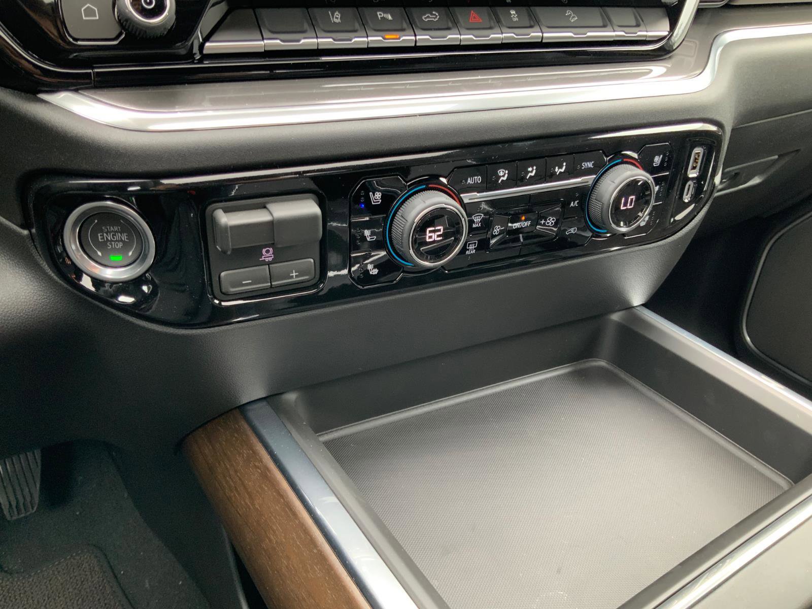 New 2026 Chevrolet Silverado 2500 High Country w/ High Country Premium Package AWD/4WD image 24