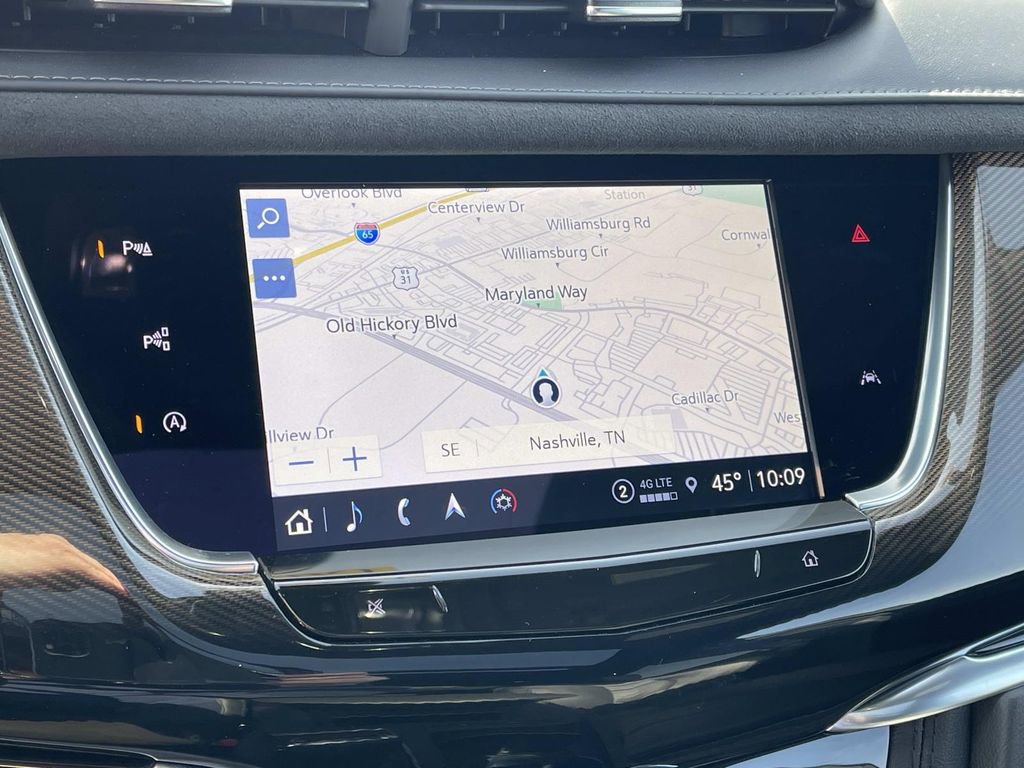 Certified 2025 Cadillac XT6 Premium Luxury w/ Platinum Package image 33