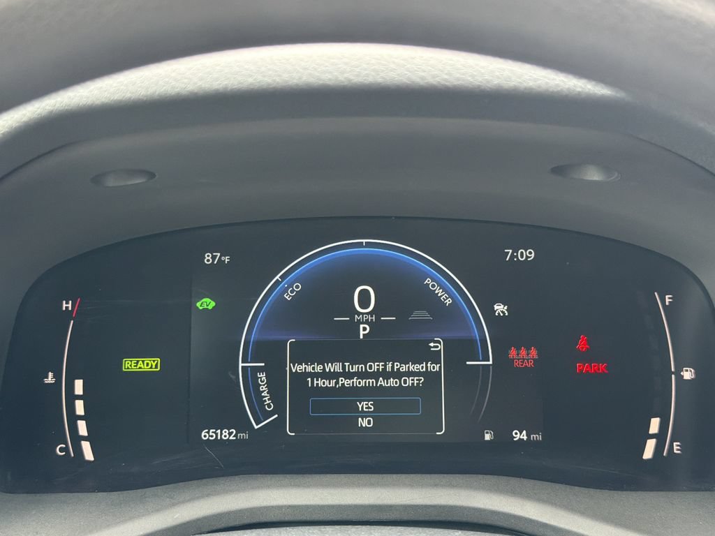 Used 2025 Toyota Camry LE FWD image 26